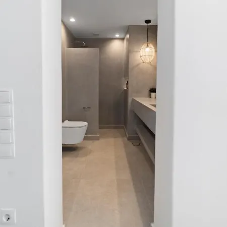 Thalassa, Beachfront, Private Pool & Sunset Views By Explore Andros *