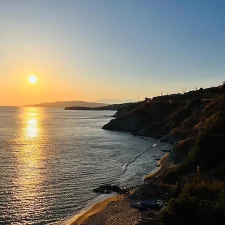 Thalassa, Beachfront, Private Pool & Sunset Views By Explore Andros Σπίτι διακοπών