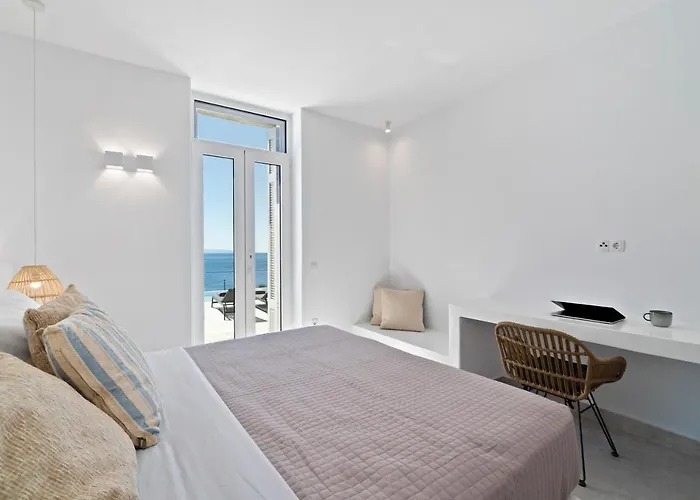 Thalassa, Beachfront, Private Pool & Sunset Views By Explore Andros Dom wakacyjny *