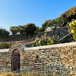 Thalassa, Beachfront, Private Pool & Sunset Views By Explore Andros Batsi