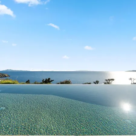 Thalassa, Beachfront, Private Pool & Sunset Views By Explore Andros * באטסי