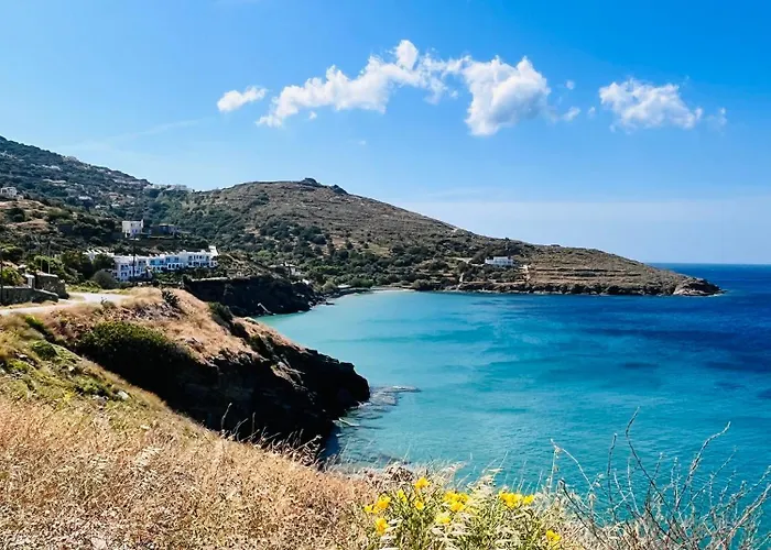 Nyaraló Thalassa, Beachfront, Private Pool & Sunset Views By Explore Andros